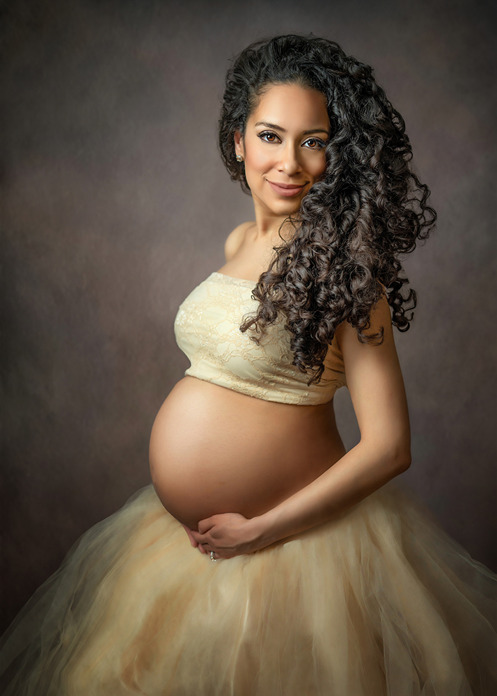 classic maternity portrait