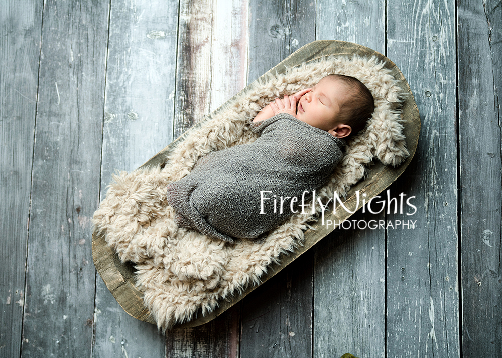 Oswego newborn photographer