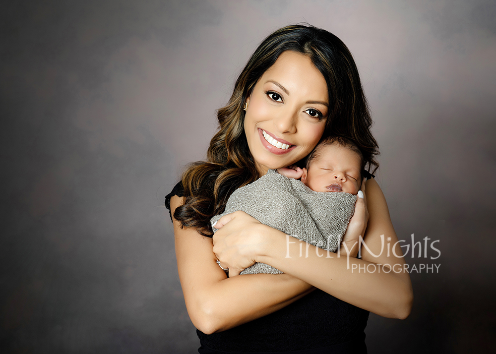 Chicago newborn photographer