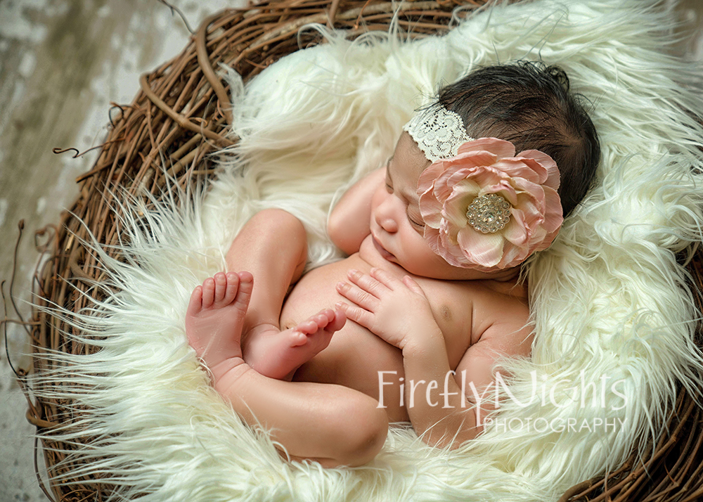 Aurora newborn photographer