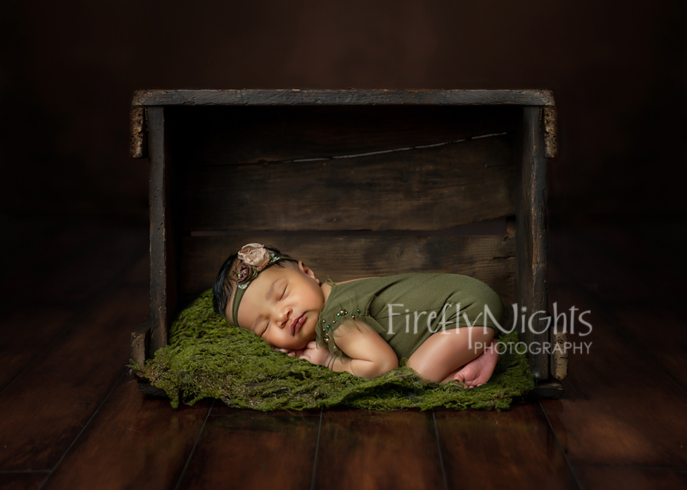 Aurora newborn photographer