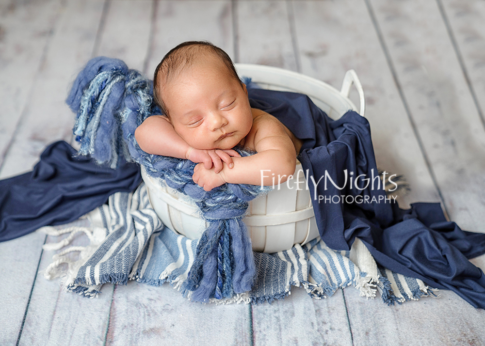 Hinsdale newborn photographer