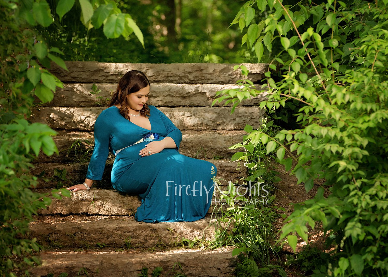 Aurora maternity photographer